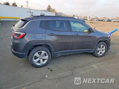 Trzecie zdjęcie samochodu z tyłu: 2020 JEEP COMPASS LATITUDE VIN:3C4NJDBB4LT131982 - miniatura