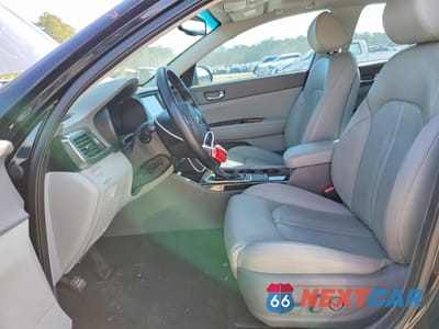 Zdjęcie 7 z 13 samochodu: 2017 KIA OPTIMA EX VIN:5XXGU4L37HG178238 - miniatura