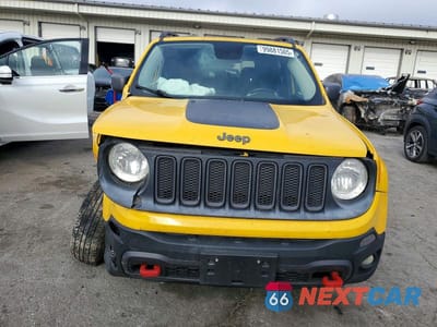 Piąte zdjęcie samochodu w środku: 2015 JEEP RENEGADE TRAILHAWK VIN:ZACCJBCT0FPB54858 - miniatura
