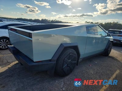 Trzecie zdjęcie samochodu z tyłu: 2024 TESLA CYBERTRUCK VIN:7G2CEHED1RA023000 - miniatura