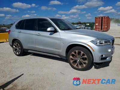 Czwarte zdjęcie samochodu z boku: 2017 BMW X5 SDRIVE35I VIN:5UXKR2C36H0X05993 - miniatura