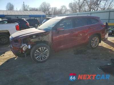 2022 TOYOTA HIGHLANDER PLATINUM 5TDFZRBH8NS205111 - główne zdjęcie licytacji z USA - miniatura