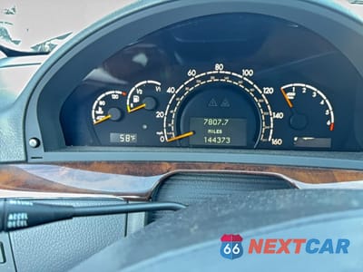 Zdjęcie 9 z 11 samochodu: 2003 MERCEDES-BENZ S 500 VIN:WDBNG75J23A339545 - miniatura