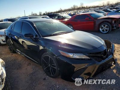 Czwarte zdjęcie samochodu z boku: 2019 TOYOTA CAMRY XSE VIN:4T1B61HK0KU769852 - miniatura