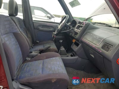 Zdjęcie 7 z 13 samochodu: 1996 TOYOTA RAV4 VIN:JT3GP10V0T7002987 - miniatura