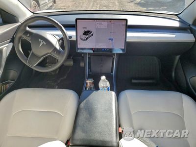 Zdjęcie 8 z 14 samochodu: 2019 TESLA MODEL 3 VIN:5YJ3E1EA8KF486213 - miniatura