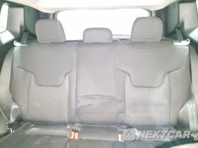 Zdjęcie 10 z 13 samochodu: 2020 JEEP RENEGADE SPORT VIN:ZACNJAAB6LPL85486 - miniatura