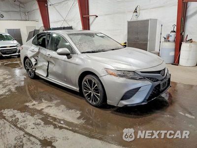 Czwarte zdjęcie samochodu z boku: 2018 TOYOTA CAMRY L VIN:JTNB11HK7J3042470 - miniatura