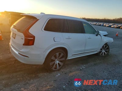 Trzecie zdjęcie samochodu z tyłu: 2024 VOLVO XC90 PLUS VIN:YV4062JEXR1176711 - miniatura