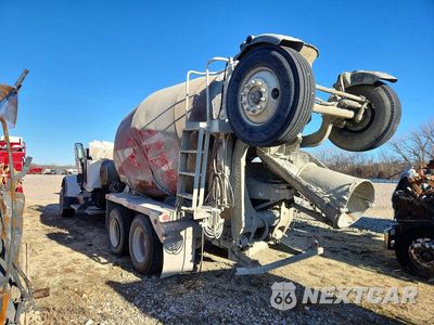 Trzecie zdjęcie samochodu z tyłu: 2005 KENWORTH W900 READY MIX TRUCK VIN:1NKWL0EX65R104937 - miniatura