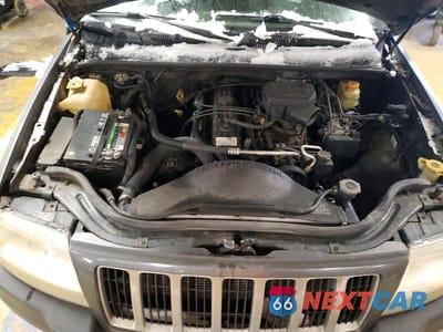 Zdjęcie 11 z 12 samochodu: 2004 JEEP GRAND CHEROKEE LAREDO VIN:1J4GW48S74C128101 - miniatura