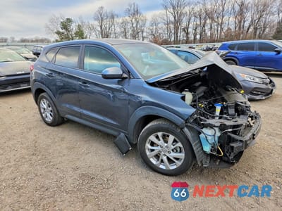 Czwarte zdjęcie samochodu z boku: 2019 HYUNDAI TUCSON SE VIN:KM8J2CA43KU861469 - miniatura