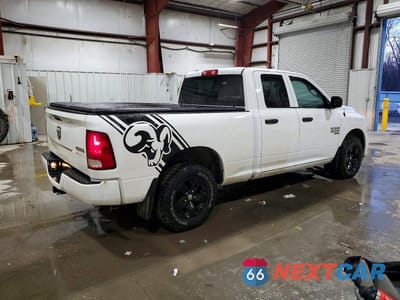 Trzecie zdjęcie samochodu z tyłu: 2019 RAM 1500 CLASSIC TRADESMAN VIN:1C6RR7FG5KS568463 - miniatura