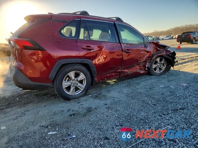 Trzecie zdjęcie samochodu z tyłu: 2022 TOYOTA RAV4 XLE VIN:2T3P1RFV4NW318936 - miniatura