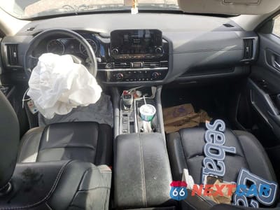 Zdjęcie 8 z 12 samochodu: 2024 NISSAN PATHFINDER SL VIN:5N1DR3CA1RC208151 - miniatura