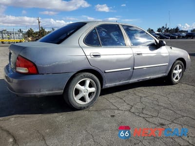 Trzecie zdjęcie samochodu z tyłu: 2000 NISSAN SENTRA BASE VIN:3N1CB51A0YL385671 - miniatura