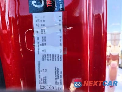 Zdjęcie 10 z 10 samochodu: 2020 FREIGHTLINER CASCADIA 1 - SEMI TRUCK VIN:1FUJHHDR9LLMC4658 - miniatura
