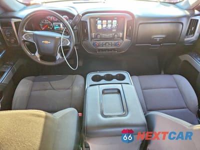 Zdjęcie 8 z 13 samochodu: 2018 CHEVROLET SILVERADO K1500 LT VIN:3GCUKREC9JG430206 - miniatura