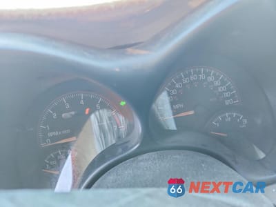 Zdjęcie 9 z 14 samochodu: 2002 PONTIAC GRAND AM SE1 VIN:1G2NF52F62C198706 - miniatura