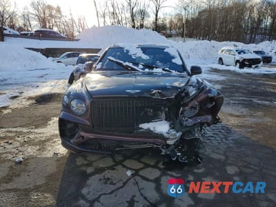Piąte zdjęcie samochodu w środku: 2023 BENTLEY BENTAYGA VIN:SJAHT2ZV1PC020661 - miniatura