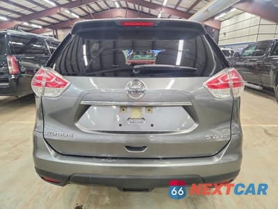 Zdjęcie 6 z 12 samochodu: 2016 NISSAN ROGUE S VIN:JN8AT2MV2GW133643 - miniatura