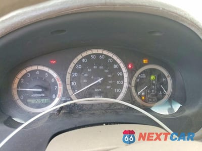 Zdjęcie 9 z 13 samochodu: 2005 TOYOTA SIENNA VIN:5TDZA23C35S304661 - miniatura