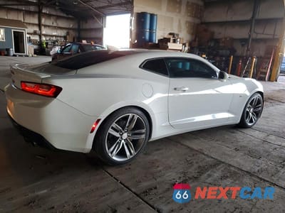 Trzecie zdjęcie samochodu z tyłu: 2018 CHEVROLET CAMARO LT VIN:1G1FB1RS4J0187638 - miniatura