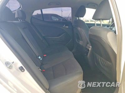 Zdjęcie 10 z 12 samochodu: 2016 KIA OPTIMA VIN:KNAGM4AD1G5099711 - miniatura