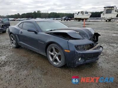 Czwarte zdjęcie samochodu z boku: 2013 CHEVROLET CAMARO LT VIN:2G1FB1E34D9161632 - miniatura