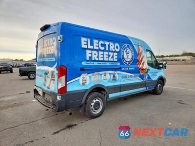 Trzecie zdjęcie samochodu z tyłu: 2023 FORD TRANSIT 250 DELIVERY VAN VIN:1FTBR1C85PKC03745 - miniatura