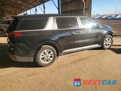 Trzecie zdjęcie samochodu z tyłu: 2024 KIA CARNIVAL LX VIN:KNDNB4H38R6434344 - miniatura