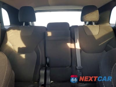 Zdjęcie 10 z 14 samochodu: 2016 JEEP CHEROKEE LATITUDE VIN:1C4PJLCB3GW172766 - miniatura
