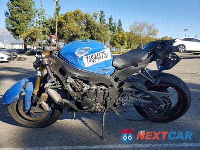 Trzecie zdjęcie samochodu z tyłu: 2019 SUZUKI GSX-R750 VIN:JS1GR7MAXK7100675 - miniatura