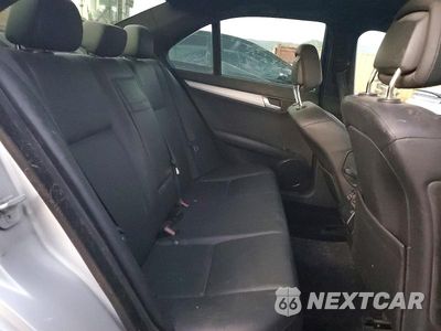 Zdjęcie 19 z 22 samochodu: 2009 MERCEDES-BENZ C 300 VIN:WDDGF54XX9R074526 - miniatura