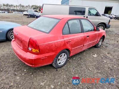 Trzecie zdjęcie samochodu z tyłu: 2003 HYUNDAI ACCENT GL VIN:KMHCG45C83U475374 - miniatura