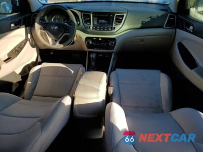 Zdjęcie 8 z 13 samochodu: 2018 HYUNDAI TUCSON SE VIN:KM8J23A43JU691080 - miniatura