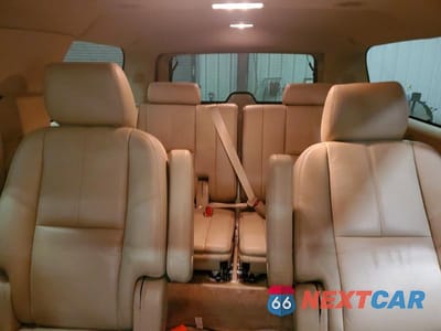 Zdjęcie 10 z 12 samochodu: 2014 GMC YUKON XL K1500 SLT VIN:1GKS2KE75ER220939 - miniatura