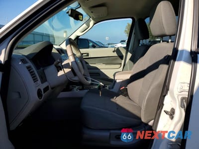 Zdjęcie 7 z 14 samochodu: 2009 FORD ESCAPE HYBRID VIN:1FMCU49329KA56234 - miniatura