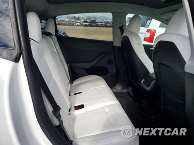 Zdjęcie 10 z 13 samochodu: 2023 TESLA MODEL Y VIN:7SAYGDEE4PA088444 - miniatura
