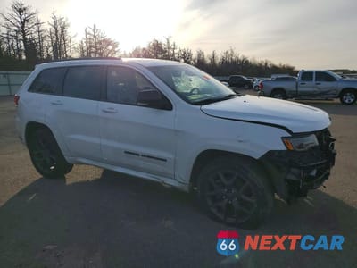 Czwarte zdjęcie samochodu z boku: 2020 JEEP GRAND CHEROKEE LIMITED VIN:1C4RJFBG9LC138415 - miniatura