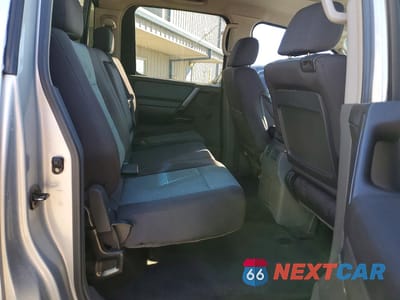 Zdjęcie 10 z 12 samochodu: 2006 NISSAN TITAN XE VIN:1N6BA07A56N558844 - miniatura