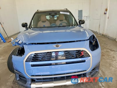 Piąte zdjęcie samochodu w środku: 2025 MINI COOPER VIN:WMZ23GA02S7T08904 - miniatura