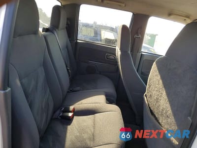 Zdjęcie 10 z 12 samochodu: 2004 CHEVROLET COLORADO VIN:1GCDT136748133487 - miniatura
