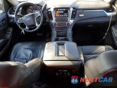 Zdjęcie 8 z 13 samochodu: 2018 CHEVROLET SUBURBAN K1500 LT VIN:1GNSKHKC7JR184236 - miniatura
