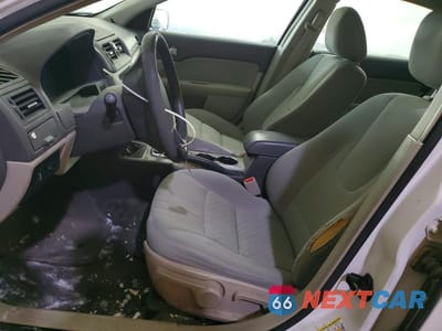 Zdjęcie 7 z 12 samochodu: 2010 FORD FUSION S VIN:3FAHP0GA1AR213642 - miniatura