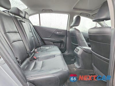 Zdjęcie 10 z 12 samochodu: 2016 HONDA ACCORD TOURING VIN:1HGCR3F97GA021704 - miniatura