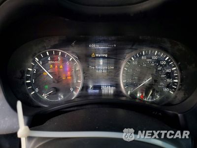 Zdjęcie 9 z 12 samochodu: 2018 INFINITI Q50 LUXE VIN:JN1EV7AR7JM440761 - miniatura