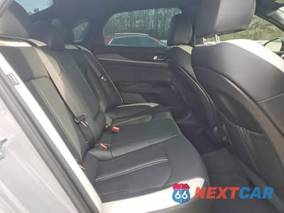 Zdjęcie 10 z 12 samochodu: 2025 KIA K5 GT LINE VIN:KNAG64J75S5325374 - miniatura