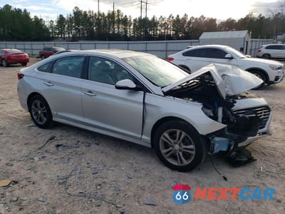 Czwarte zdjęcie samochodu z boku: 2018 HYUNDAI SONATA SPORT VIN:5NPE34AF9JH672392 - miniatura