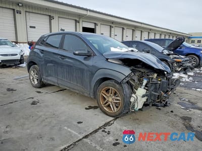 Czwarte zdjęcie samochodu z boku: 2019 HYUNDAI KONA SE VIN:KM8K1CAA9KU370630 - miniatura
